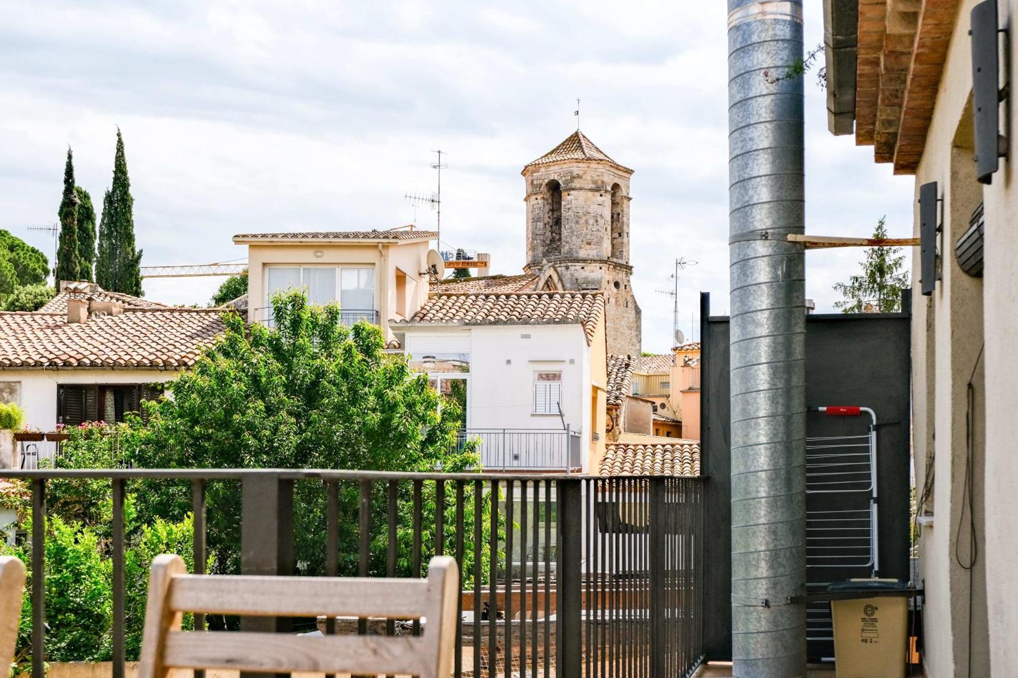 Ca Leudald 3 Apartamento En Besalu Con Terraza Exterior photo